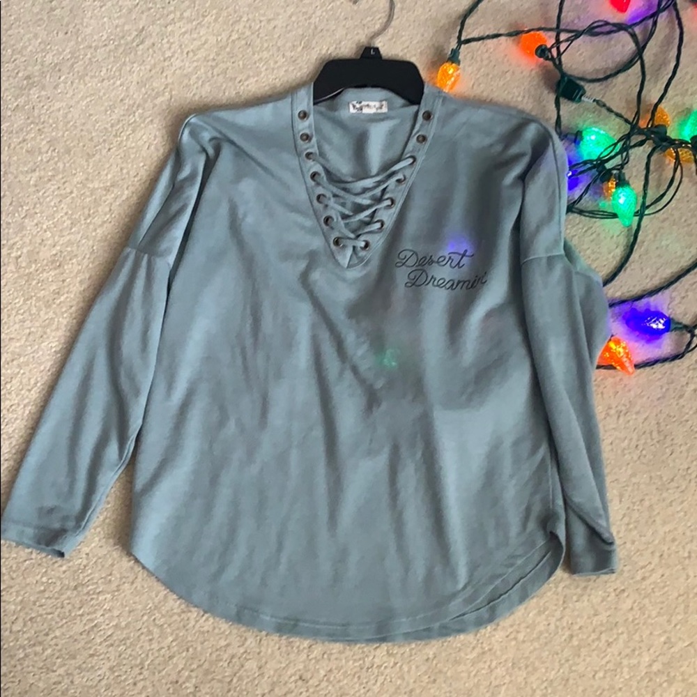 Juniors top